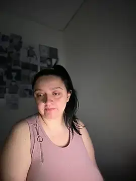 aliceayres797 online show from April 26, 3:04 am