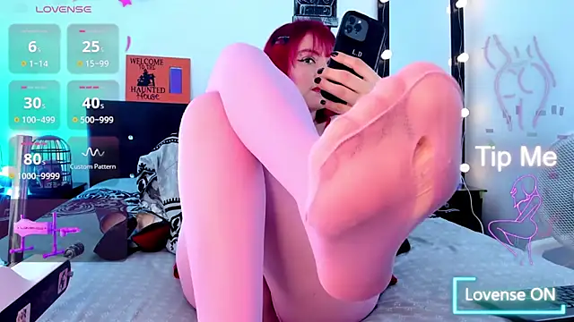 Snapshot of Natashayuu chatting on July 16, 9:54 pm Natashayuu online show from July 16, 9:54 pm