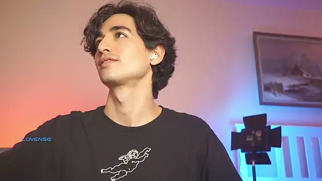 AlanDeNavarre online show from March 3, 9:05 pm