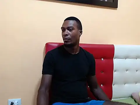 Snapshot of kurtbigcock chatting on January 5, 6:13 pm kurtbigcock online show from January 5, 6:13 pm