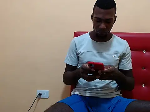 Snapshot of kurtbigcock chatting on February 9, 5:01 pm kurtbigcock online show from February 9, 5:01 pm