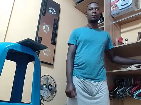 Snapshot of kurtbigcock chatting on September 23, 1:03 pm kurtbigcock online show from September 23, 1:03 pm