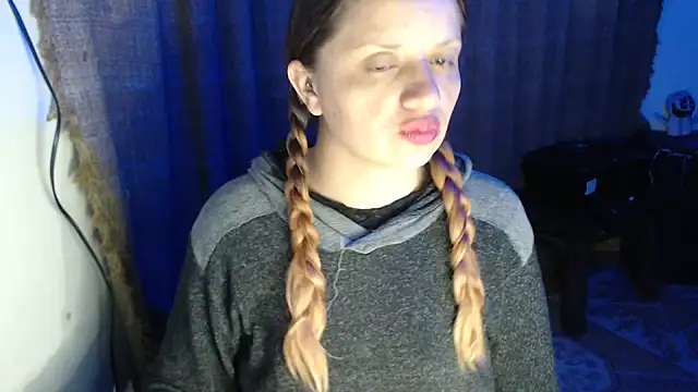 Snapshot of kattydirtylol chatting on September 25, 10:41 am kattydirtylol online show from September 25, 10:41 am