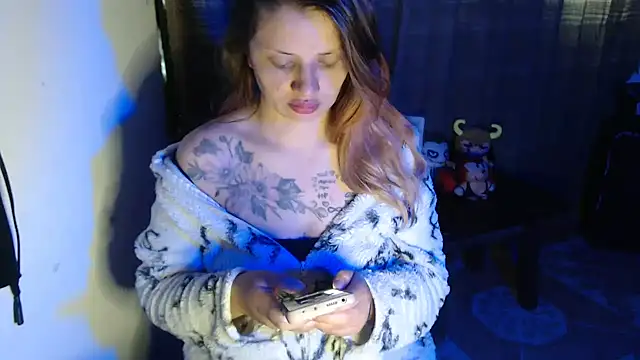 Snapshot of kattydirtylol chatting on October 31, 11:11 am kattydirtylol online show from October 31, 11:11 am