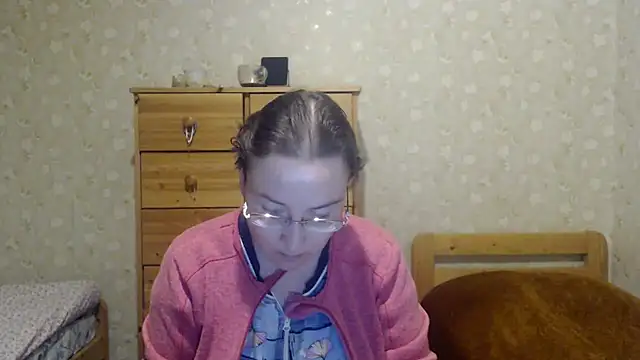 Smart Rose online show from March 13, 7:06 pm