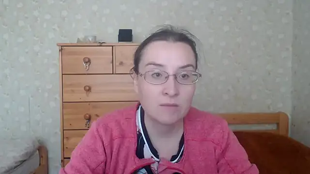 Smart Rose online show from March 22, 1:30 pm