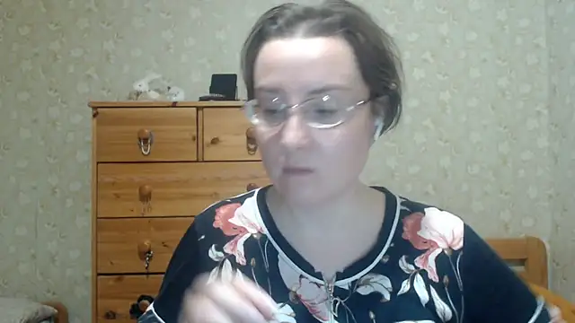 Smart Rose online show from April 7, 7:25 pm