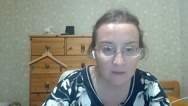 Snapshot of Smart_Rose chatting on May 31, 6:09 pm Smart Rose online show from May 31, 6:09 pm