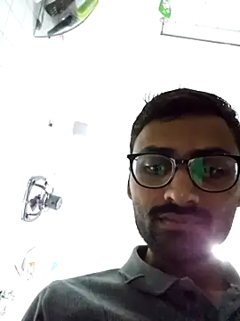 Snapshot of krishna8035 chatting on September 28, 4:29 am krishna8035 online show from September 28, 4:29 am