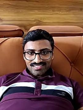 Snapshot of krishna8035 chatting on October 7, 6:10 am krishna8035 online show from October 7, 6:10 am