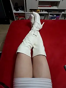 JulietteMaitresse online show from March 30, 6:09 pm