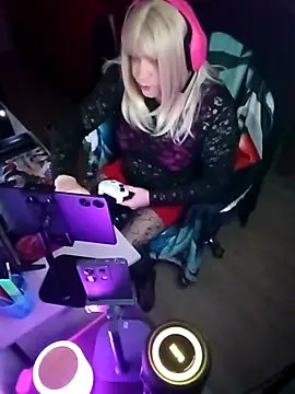 JulietteMaitresse online show from April 19, 7:49 pm