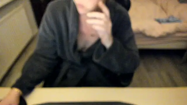 minoesje37 online show from February 6, 8:45 pm