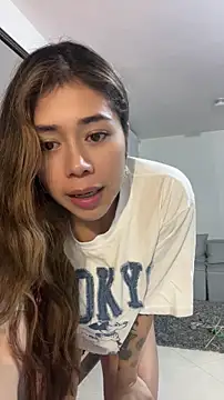 Snapshot of aimi_art1 chatting on May 30, 1:25 am aimi art1 online show from May 30, 1:25 am