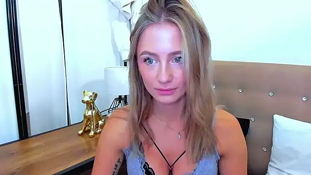 LenaCUTE online show from October 15, 7:52 am