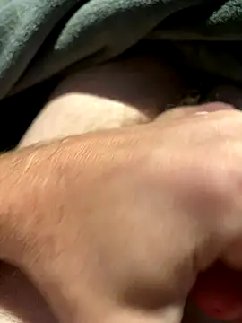 Snapshot of Ich00081 chatting on September 14, 5:06 am Ich00081 online show from September 14, 5:06 am