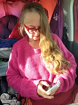 MucMilf59 online show from March 18, 7:52 am