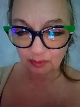 MucMilf59 online show from February 17, 8:22 am