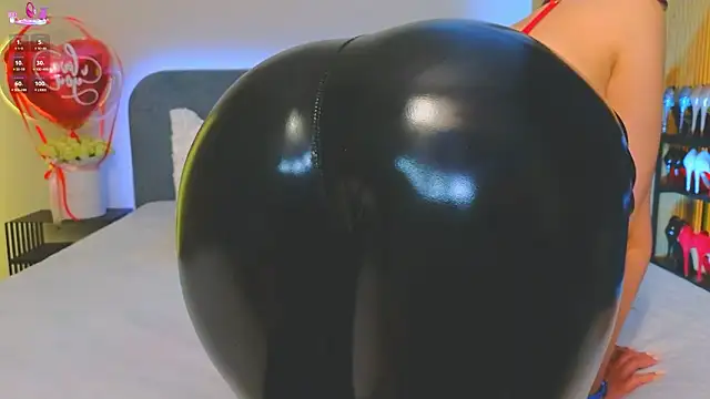 Kira from UA online show from February 13, 6:15 pm