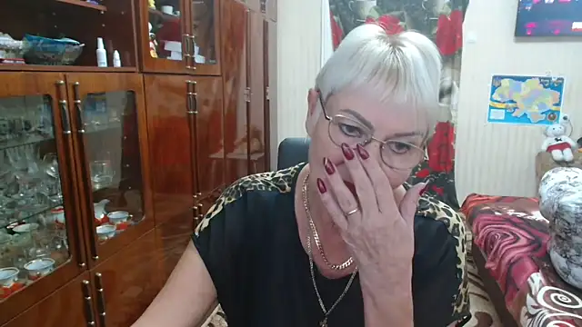 JenaCheim online show from October 23, 5:40 am