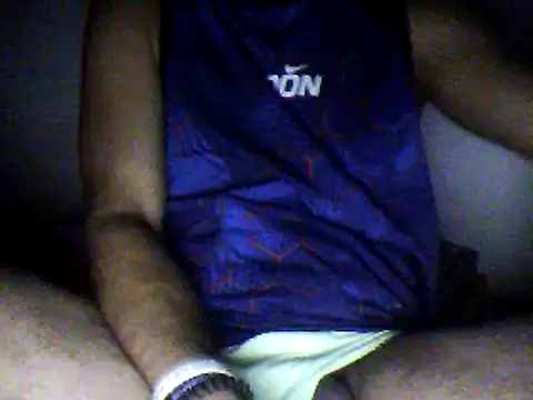 Snapshot of Spnfks chatting on December 5, 8:33 pm Spnfks online show from December 5, 8:33 pm