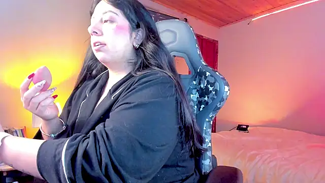 Snapshot of coraline_latin chatting on December 25, 9:33 pm coraline latin online show from December 25, 9:33 pm