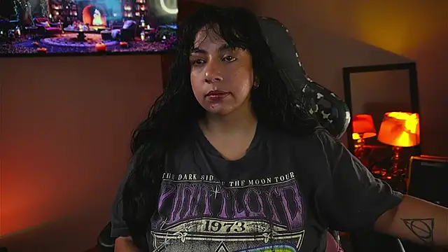 Snapshot of coraline_latin chatting on October 25, 3:29 pm coraline latin online show from October 25, 3:29 pm