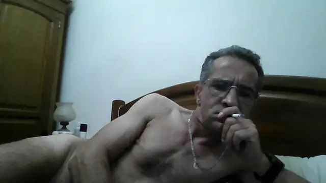 Snapshot of CarlosRocha73 chatting on June 21, 11:40 pm CarlosRocha73 online show from June 21, 11:40 pm