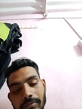 Snapshot of raavan69 chatting on October 14, 10:27 am raavan69 online show from October 14, 10:27 am