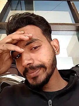 Snapshot of raavan69 chatting on December 5, 5:49 am raavan69 online show from December 5, 5:49 am