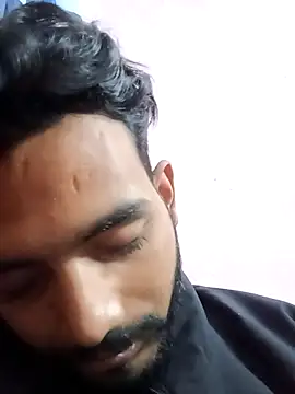 Snapshot of raavan69 chatting on December 14, 10:42 am raavan69 online show from December 14, 10:42 am