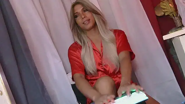 Snapshot of akelah21 chatting on September 19, 9:22 am akelah21 online show from September 19, 9:22 am