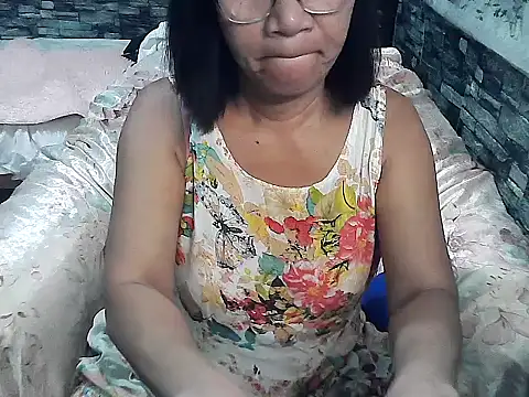 Snapshot of ASIANDOLLY4U chatting on January 16, 6:35 am ASIANDOLLY4U online show from January 16, 6:35 am