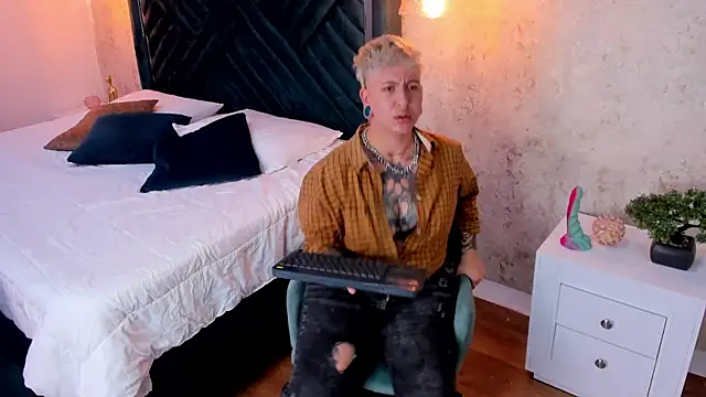 amy ink online show from February 10, 6:03 pm