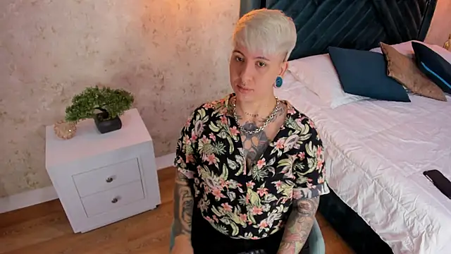 amy ink online show from February 15, 12:01 pm