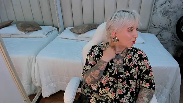 amy ink online show from October 5, 11:19 am