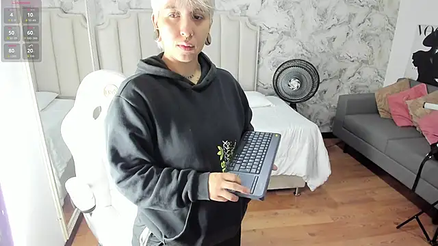 amy ink online show from October 6, 11:18 am