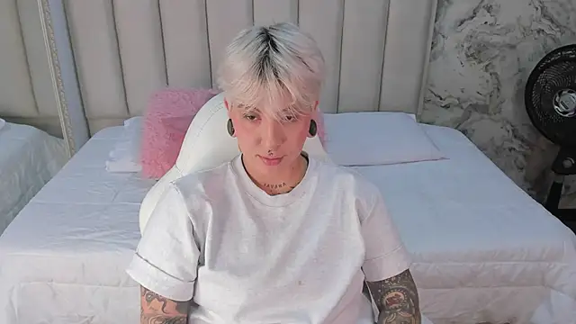 amy ink online show from October 10, 11:20 am