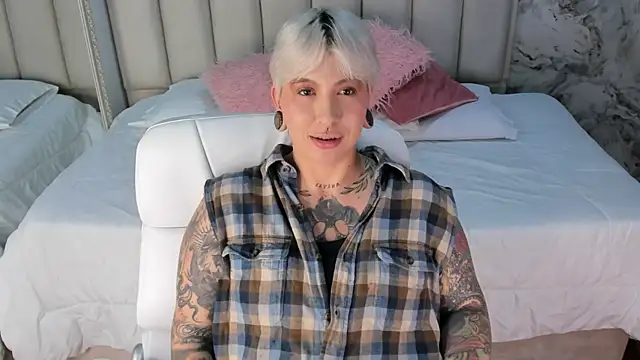 amy ink online show from October 13, 11:10 am