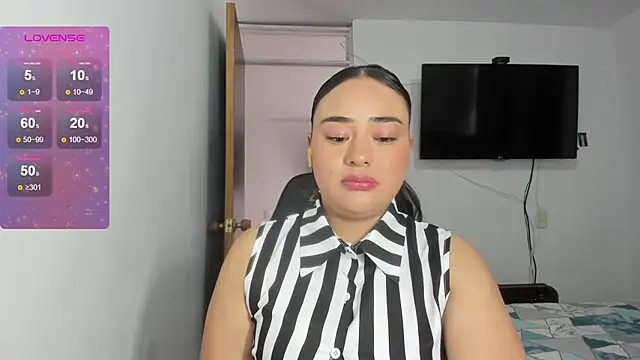 ReyleDoll online show from July 23, 7:23 pm