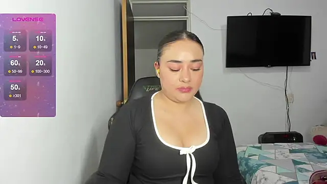 ReyleDoll online show from July 27, 11:23 pm