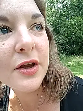 SwedishJennifer online show from July 28, 11:39 am