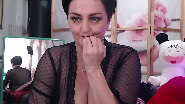 Snapshot of lucillabollente chatting on November 13, 5:45 pm lucillabollente online show from November 13, 5:45 pm