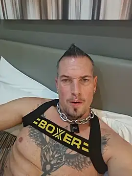 Dv8rBoy666 online show from July 26, 12:30 am