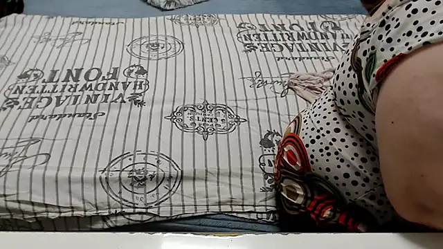 Snapshot of hotbbwAssxx chatting on February 1, 10:59 am hotbbwAssxx online show from February 1, 10:59 am