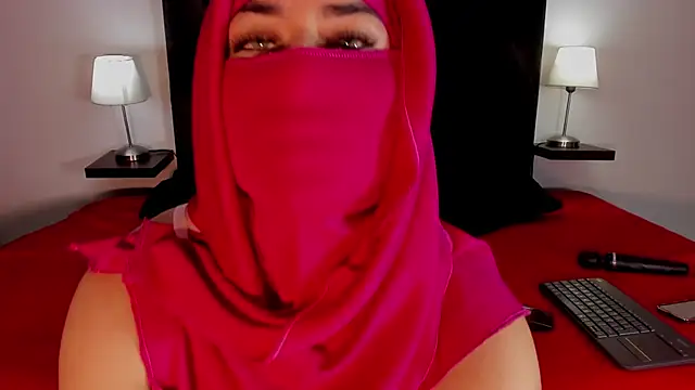 Zafira Alabi online show from January 19, 9:13 pm