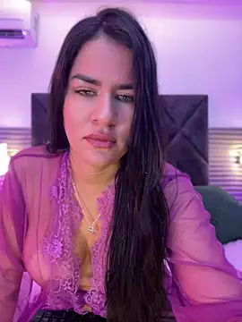 Snapshot of Zafira_Alabi chatting on April 26, 4:15 pm Zafira Alabi online show from April 26, 4:15 pm