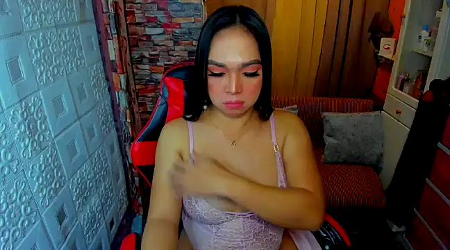 tssexylover online show from January 14, 7:32 pm