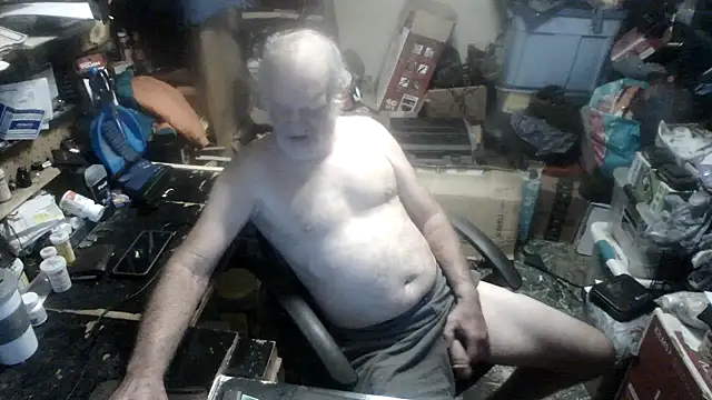 Snapshot of russtee chatting on September 26, 3:27 pm russtee online show from September 26, 3:27 pm