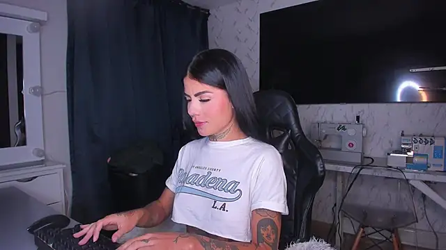 Lisegg  online show from January 23, 12:30 pm